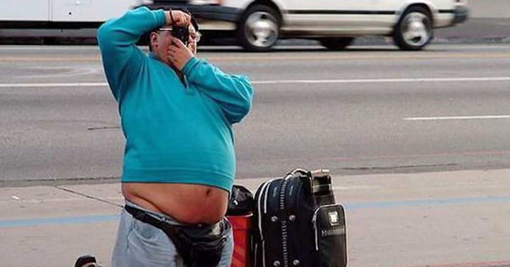 These Ridiculously Awful Tourist Photos Will Make You Laugh Out Loud