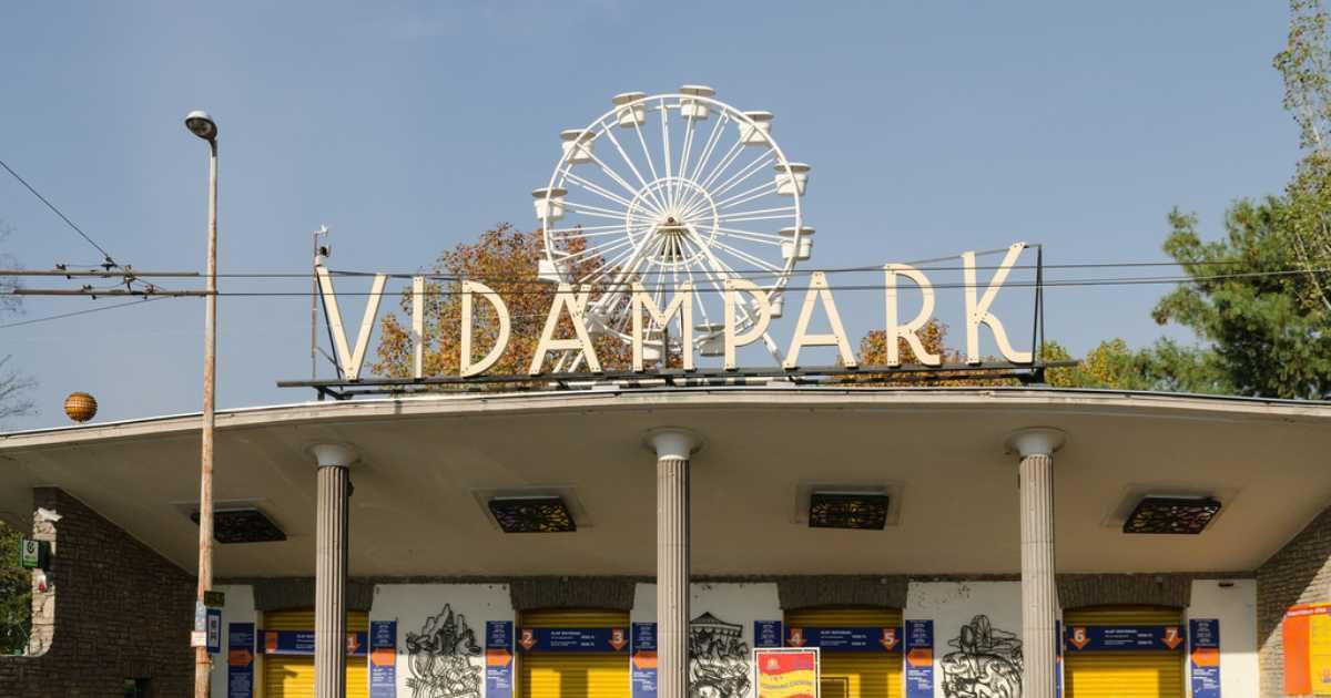 30 Creepy Abandoned Theme Parks From Around The World